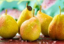 Facciamo un dolce alle pere - RicettaSprint