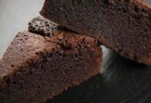 Facciamo un dolce con soli due ingredienti, incredibile ma vero, basterà prendere del cioccolato fondente e della zucca