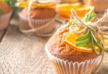 Muffin leggerissimi a colazione, io ci metto pure l’arancia | Sono una delizia Muffin leggerissimi ricetta - RicettaSprint