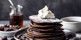 Pancake al cioccolato fondente, dall'impasto al ripieno è un tripudio di dolcezza light ricettasprint.it