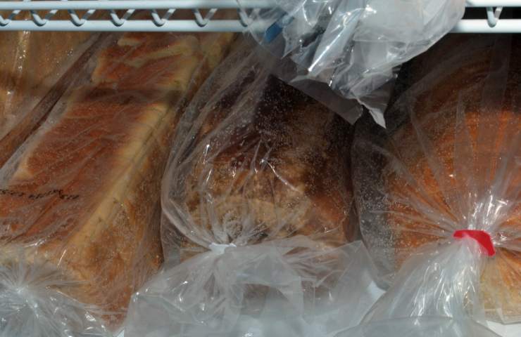 Come scongelare il pane conservando sapore e consistenza