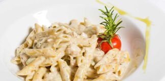 Oggi facciamo la pasta della zitella - RicettaSprint
