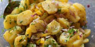 Patate all'insalata con cipolle e aromi 21102023 ricettasprint