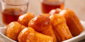 Babà mignon al rum prova a prepararli a casa, segui la vera ricetta partenopea