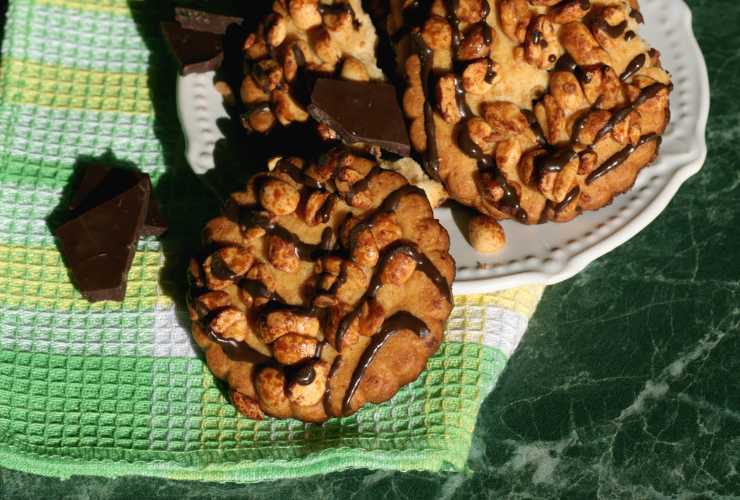 Biscotti facili con 3 ingredienti - RicettaSprint