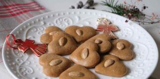 Biscotti pasta di mandorle e zenzero: non sono i soliti biscotti, questi sono davvero particolari ricettasprint.it