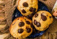 Biscotti ripieni con nutella e gocce di cioccolato: un solo morso e ti senti come in paradiso! Biscotti ripieni con nutella e gocce di cioccolato: un solo morso e ti senti come in paradiso! ricettasprint.it