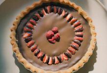 Crostata nutella e lamponi: in 10 minuti sarà pronta la merenda! ricettasprint.it