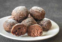 Frittelle al cioccolato senza farina: una tira l’altra! Frittelle al cioccolato senza fatina - RicettaSprint