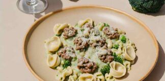 Orecchiette salsicce e broccoli, ecco come ottenere un risultato perfetto ricettasprint.it