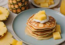 Pancake fit all’ananas: per un buongiorno leggerissimo ma goloso Goditi una colazione super ogni mattina, ecco i Pancake fit all'ananas, perfetti per un buongiorno leggerissimo ma goloso! ricettasprint.it