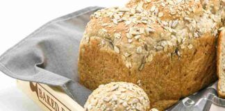 Pane di avena e cereali: una ricetta, mille usi, buono col salato ma anche col dolce, pazzesco! ricettasprint.it