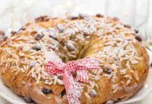 Prepariamo un ciambellone con frutta candita, mandorle e pinoli un classico dolce che accompagnerà le tue feste natalizie