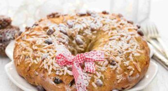 Prepariamo un ciambellone con frutta candita, mandorle e pinoli: un classico dolce che accompagnerà le tue feste natalizie