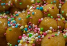 Struffoli napoletani per Natale ricetta - RicettaSprint