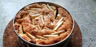 Torta di pane e mele: zero sprechi e tanta fantasia, per una ricetta da leccarsi i baffi! ricettasprint.it