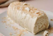 Tronchetto al wafer con cioccolato bianco e cocco, un semifreddo delizioso per le occasioni speciali ricettasprint.it