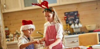 Vacanze di Natale tutti a casa, intrattieni tuo figlio con la preparazione di questi biscotti, saranno il regalo più gradito