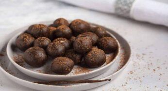 Per Natale regala tartufini al cioccolato con cuore di amarena: si sciolgono in bocca in un istante