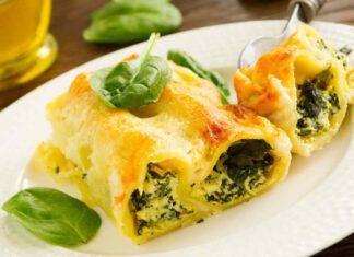 Aggiungi la mozzarella di bufala agli spinaci e ti faccio preparare dei cannelloni super gustosi, provali subito!