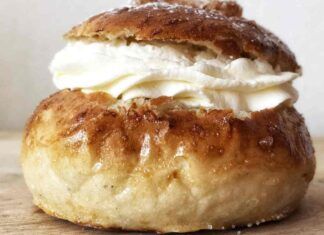 Basta un morso per innamorarsene, queste Brioche si preparano in attimo ma sono eccezionali! ricettasprint.it