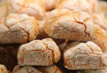 Con un uovo e un'arancia ti faccio preparare i biscotti perfetti a Natale in soli 10 minuti