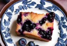 Prendi due uova e un po’ di farina, con questa frutta ci facciamo una colazione da sballo Due uova e un dolce eccezionale - RicettaSprint