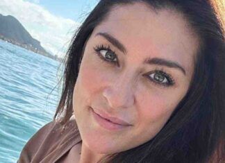 Elisa Isoardi scatenata sulla neve - RicettaSprint