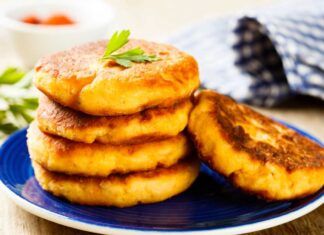 Frittelle salate senza lievitazione - RicettaSprint