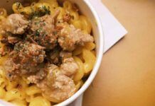 Con una manciata di noci e tanto formaggio, ti faccio preparare un piatto di pasta favoloso e bastano 10 minuti ricettasprint.it