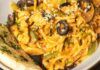 Pasta e patate? Ok ma rendiamola più particolare aggiungiamoci funghi, olive nere e zucchine, è fantastica! ricettasprint.it