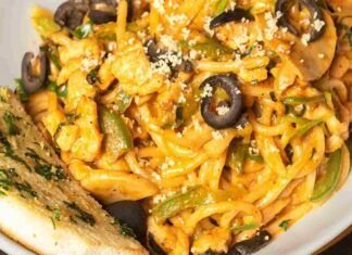 Pasta e patate? Ok ma rendiamola più particolare aggiungiamoci funghi, olive nere e zucchine, è fantastica! ricettasprint.it