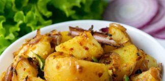 Patate al forno con cipolle e noci: un contorno originale per i tuoi piatti di Natale! ricettasprint.it