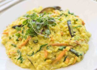 Risotto all'ortolana tutti i profumi della terra in una sola portata, lo preparerai spesso anche di domenica