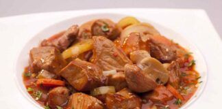 Spezzatino di tacchino: più buono di quello classico e molto più leggero, ecco come lo preparo io! ricettasprint.it