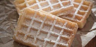 Li puoi preparare anche tutte le mattine perchè sono leggerissimi: i Waffles senza uova diventeranno la tua colazione perfetta! ricettasprint.it