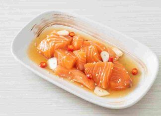 salmone marinato Vigilia di Natale