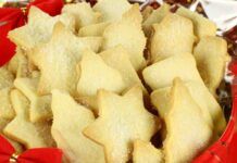 Li chiamano Befanini, i biscotti fatti con una pasta frolla speciale: ci va un goccio di questo ingrediente profumatissimo