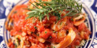 Stasera ricetta Partenopea velocissima: con i Calamari alla sorrentina realizzi una cena da sogno!