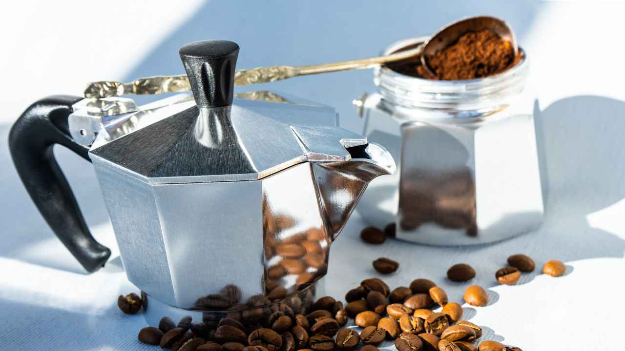 Come pulire la caffettiera - RicettaSprint