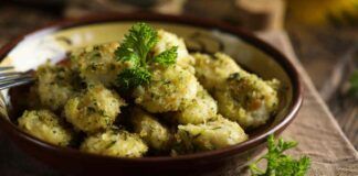 Con un po' di pan grattato e del pesto hai risolto il pranzo di oggi, si leccheranno anche i baffi