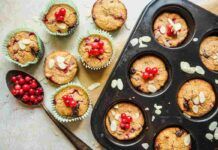 Prova i miei speciali cupcake: ci metto ricotta, mandorle e tanta frutta ma non uso il lievito, per la dieta sono perfetti!