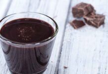 Fallo tu il sanguinaccio dolce! Con questa ricetta avrà una consistenza corposa, ma non troppo densa Fallo tu il sanguinaccio dolce! Con questa ricetta avrà una consistenza corposa, ma non troppo densa