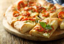 Focaccia con le patate nell'imposto - RicettaSprint