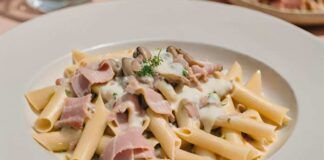 Panna, prosciutto e funghi, non c'è niente di meglio di un piatto veloce come questo per accontentare tutta la famiglia
