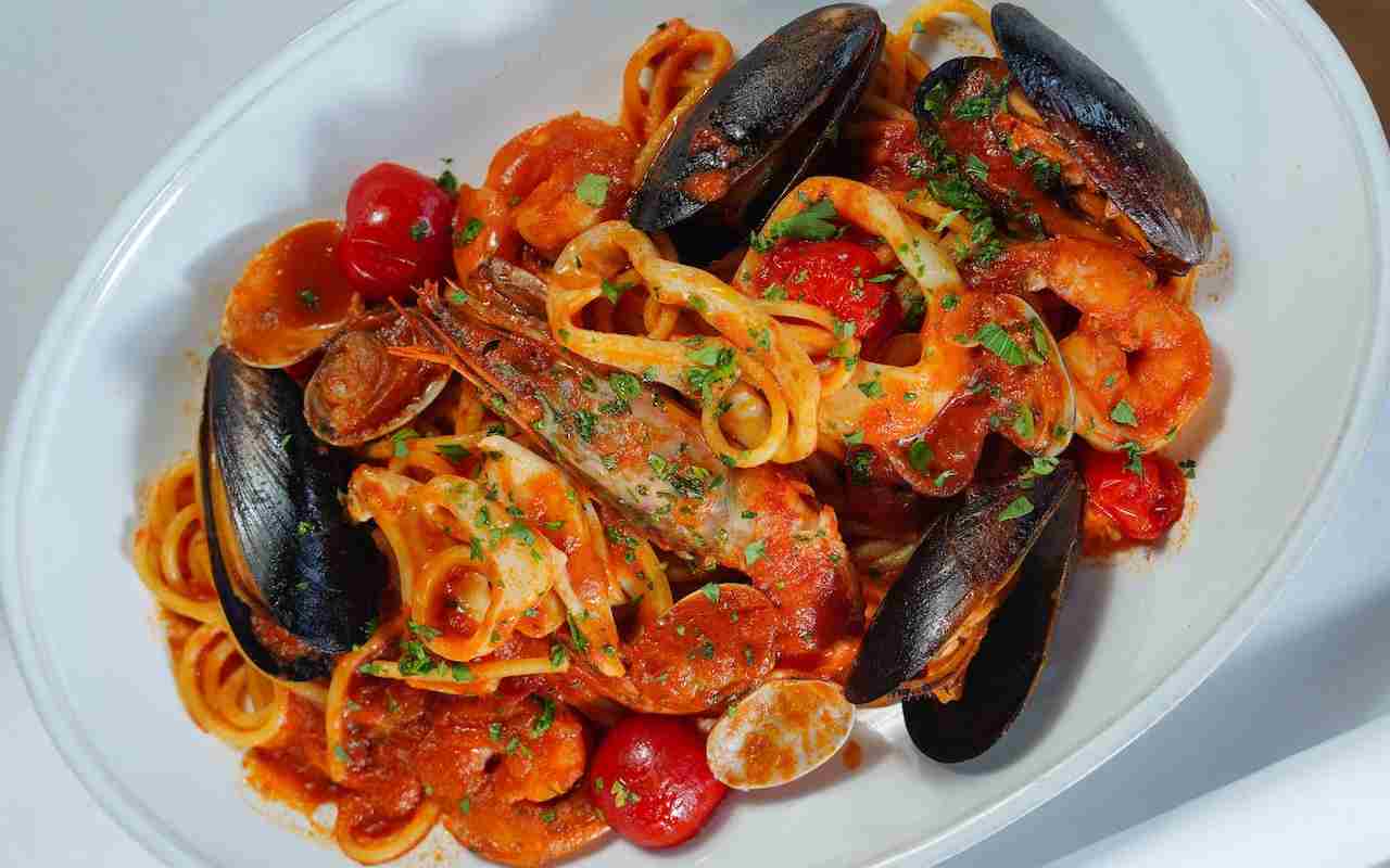 Spaghetti ai frutti di mare: ti svelo il segreto degli chef per preparare un piatto perfetto!