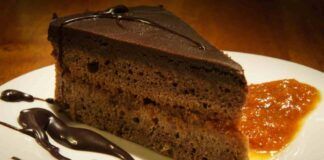 Torta Sacher perfetta come quella del pasticciere Si può con i consigli della nonna Pina