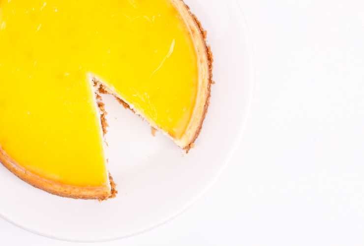 Torta al limone senza cottura - RicettaSprint