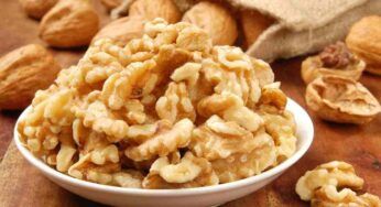 Un pugno di noci avanzate ed ecco il primo pronto per domani a pranzo: qui ci va la pasta fatta in casa, l’abbinamento perfetto