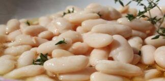 Fagioli alla toscana con l'olietto a crudo, io li faccio così sono buonissimi